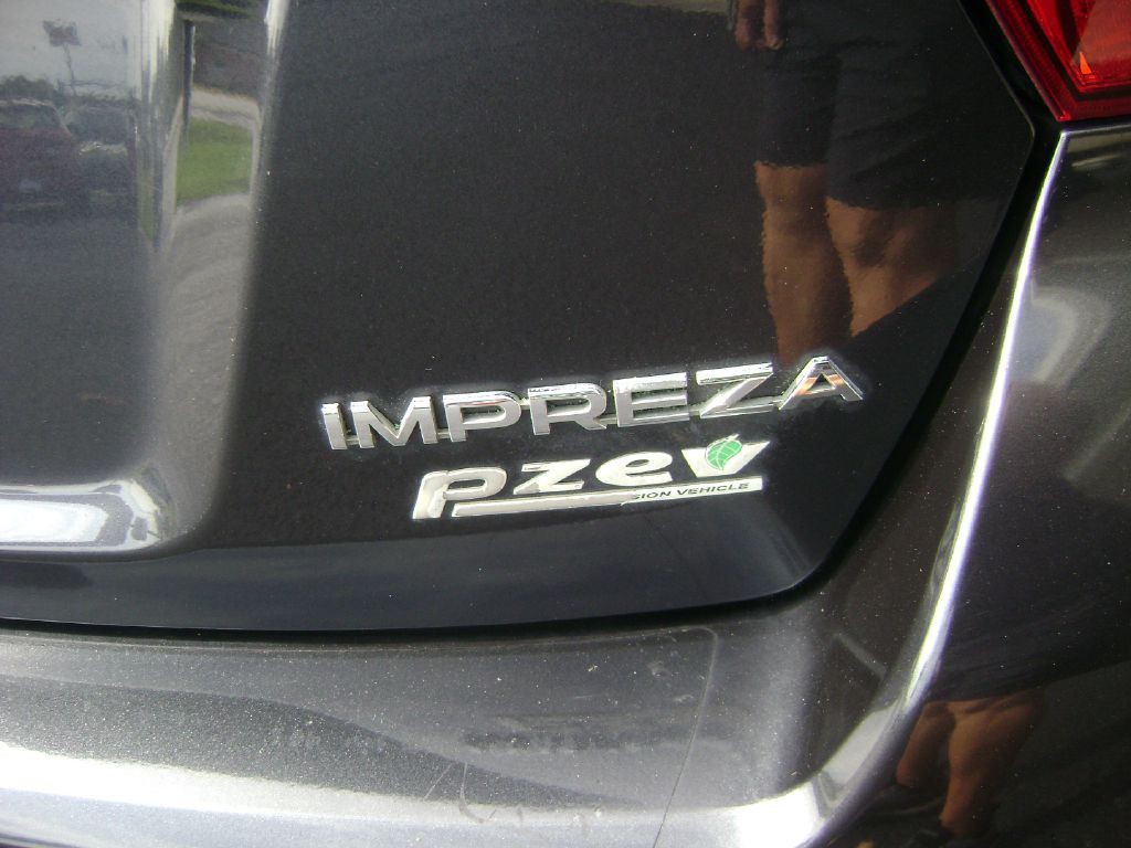 2013 Subaru Impreza Image 15