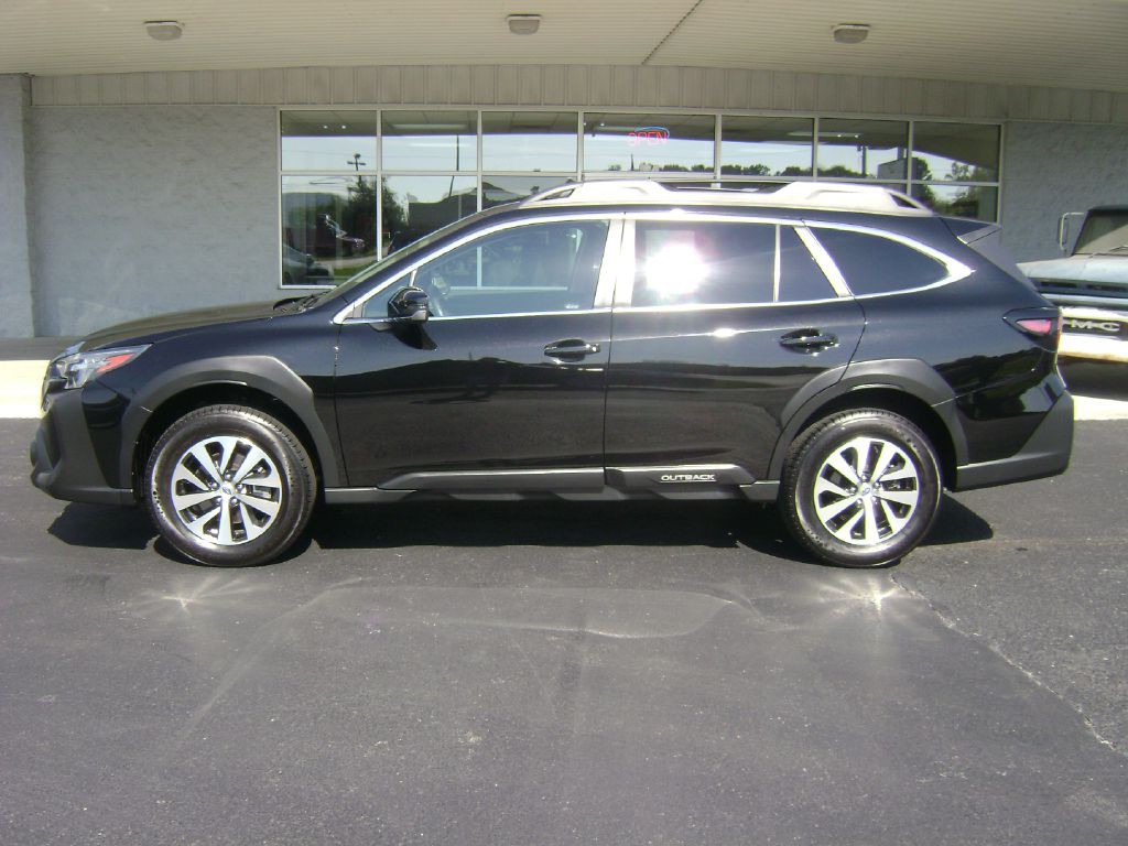 2023 Subaru Outback Image 4