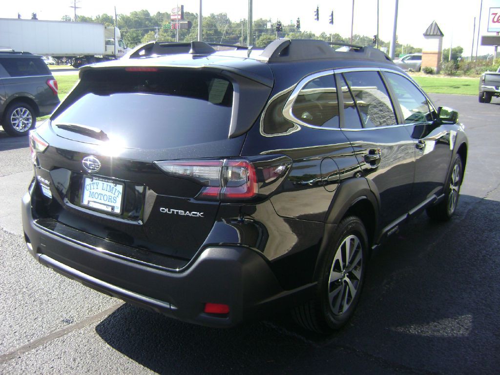 2023 Subaru Outback Image 7