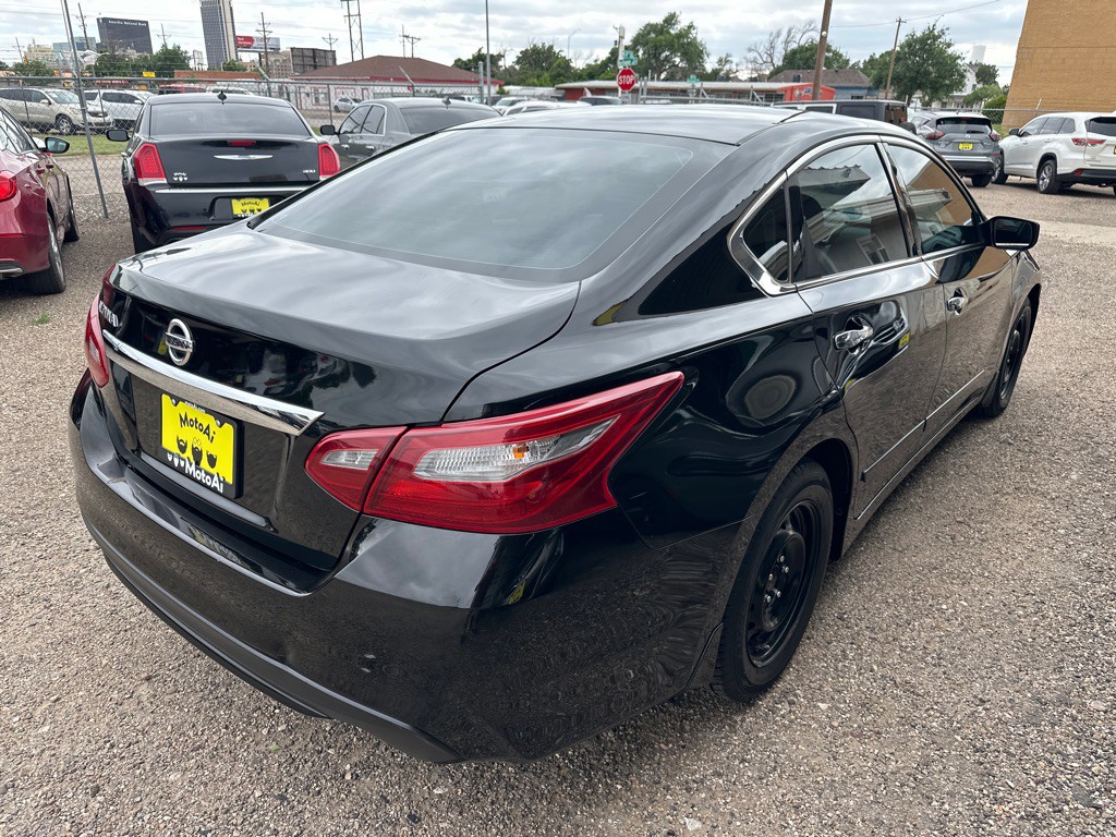 2018 Nissan Altima Image 5
