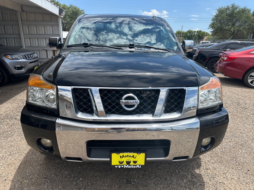 2010 Nissan Titan Image 9