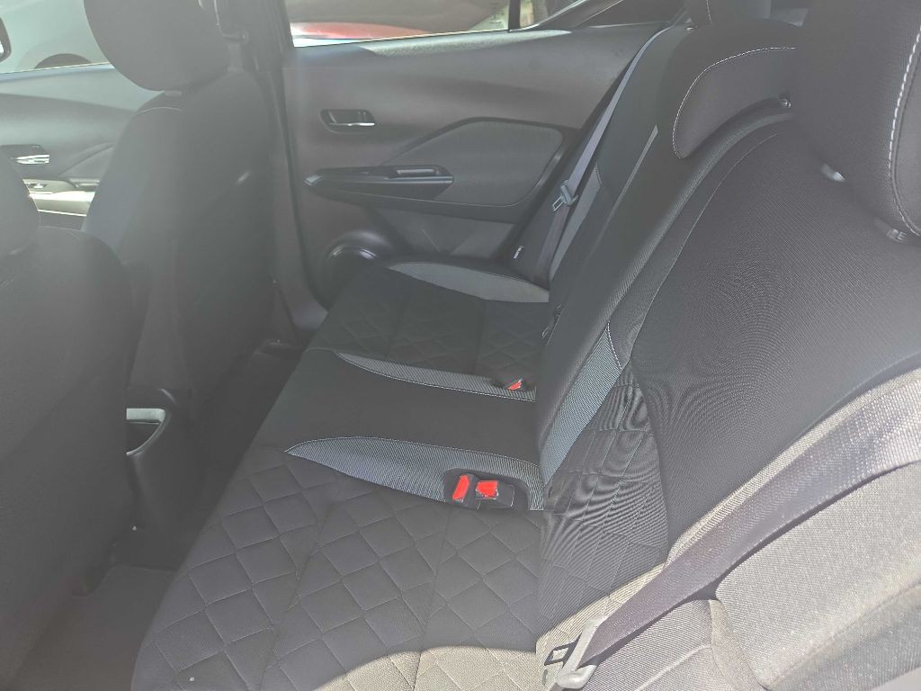2020 Nissan Kicks Image 9