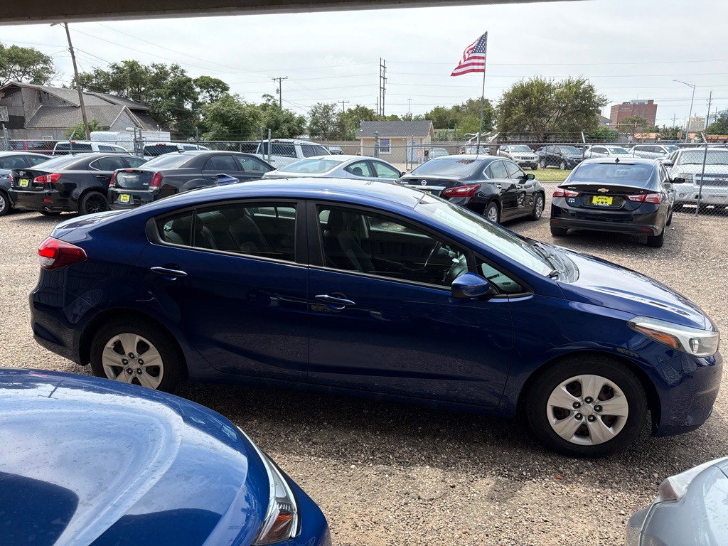2018 Kia Forte Image 6