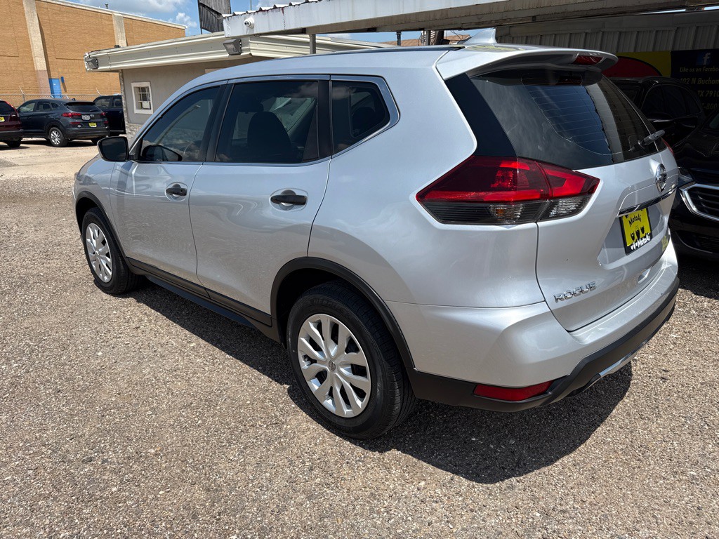 2019 Nissan Rogue Image 8