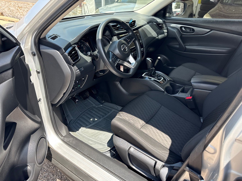 2019 Nissan Rogue Image 9