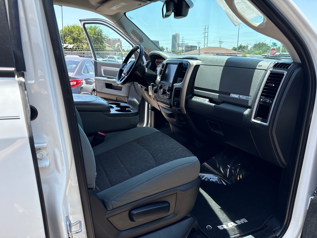 2017 RAM 1500 Image 13