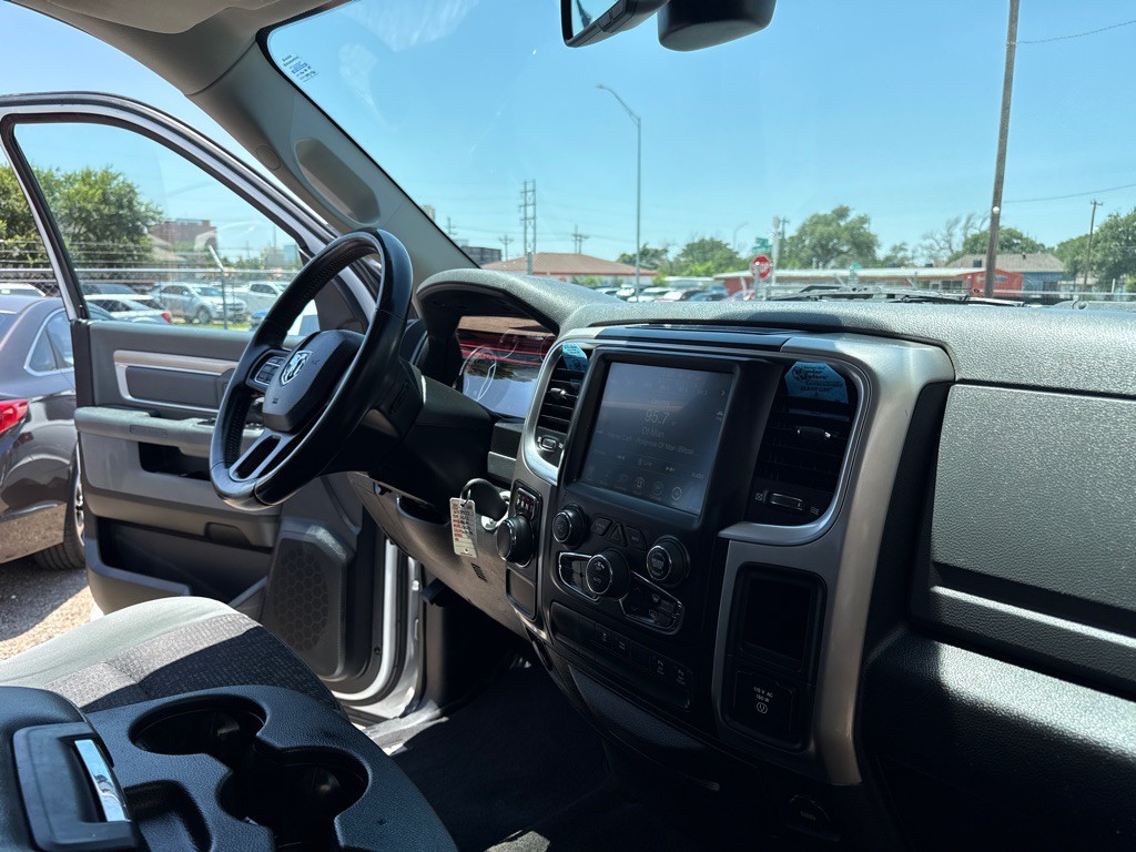 2017 RAM 1500 Image 14