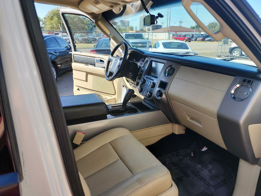 2015 Ford Expedition Image 11