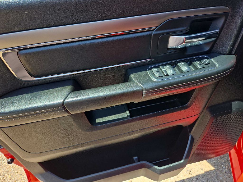 2014 RAM 1500 Image 9