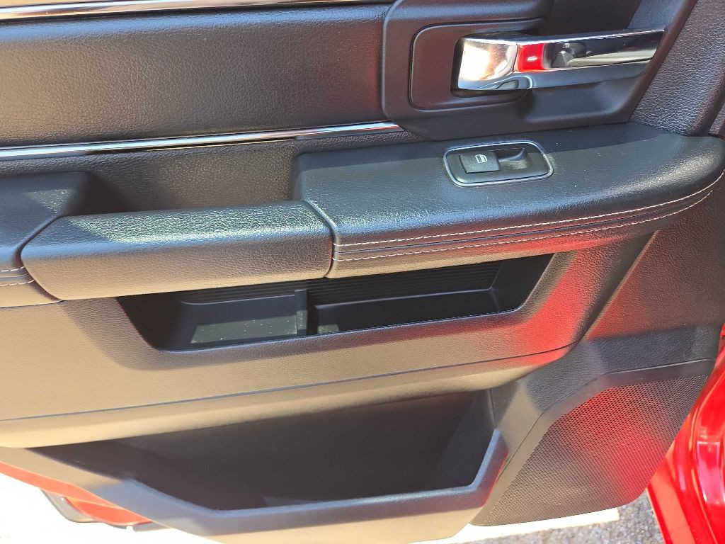 2014 RAM 1500 Image 13