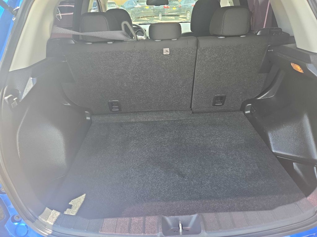 2021 Mitsubishi Outlander Image 13