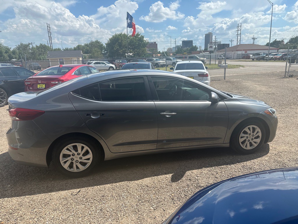 2018 Hyundai Elantra Image 6