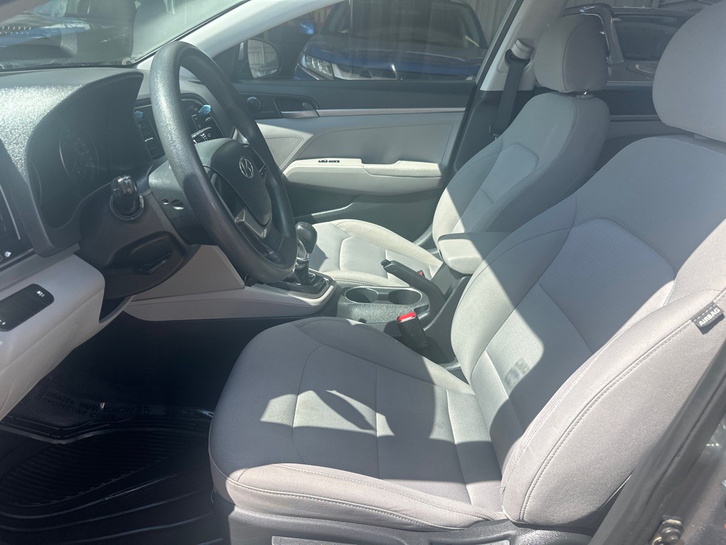 2018 Hyundai Elantra Image 10