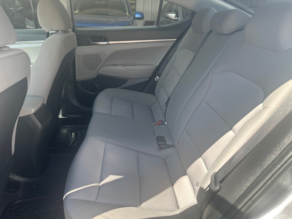 2018 Hyundai Elantra Image 13