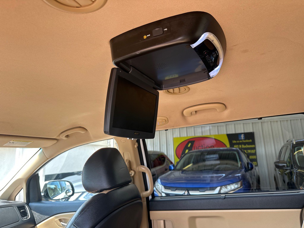 2017 Kia Sedona Image 13