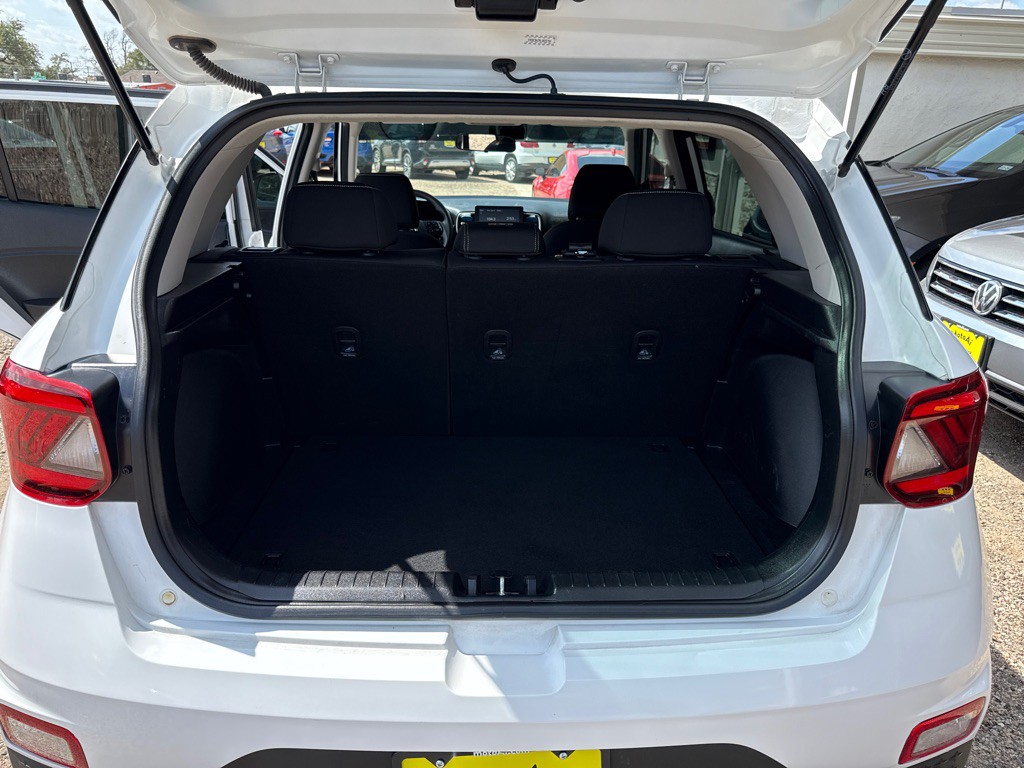 2020 Hyundai Venue Image 11