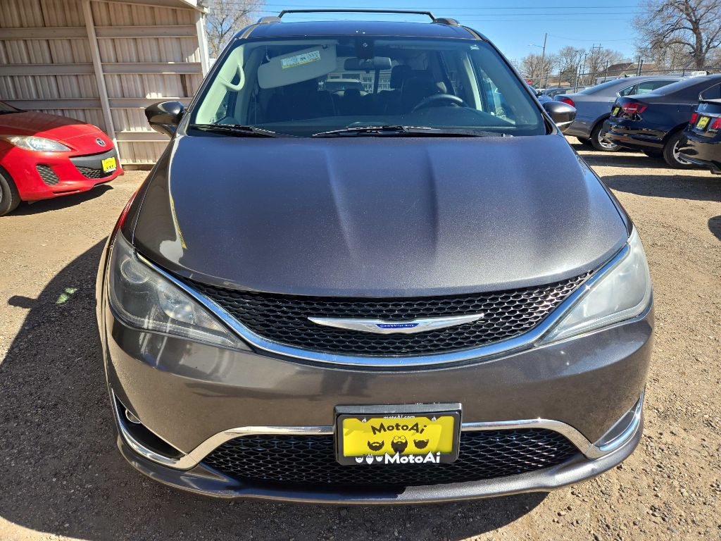 2019 Chrysler Pacifica Image 8
