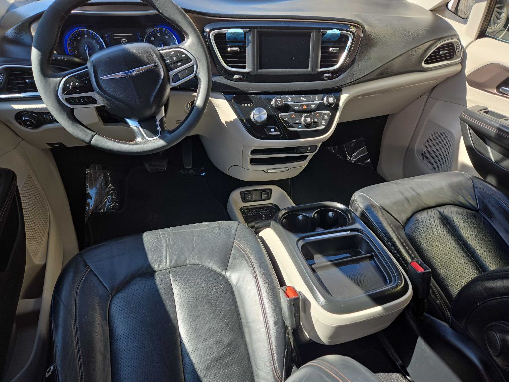2019 Chrysler Pacifica Image 9
