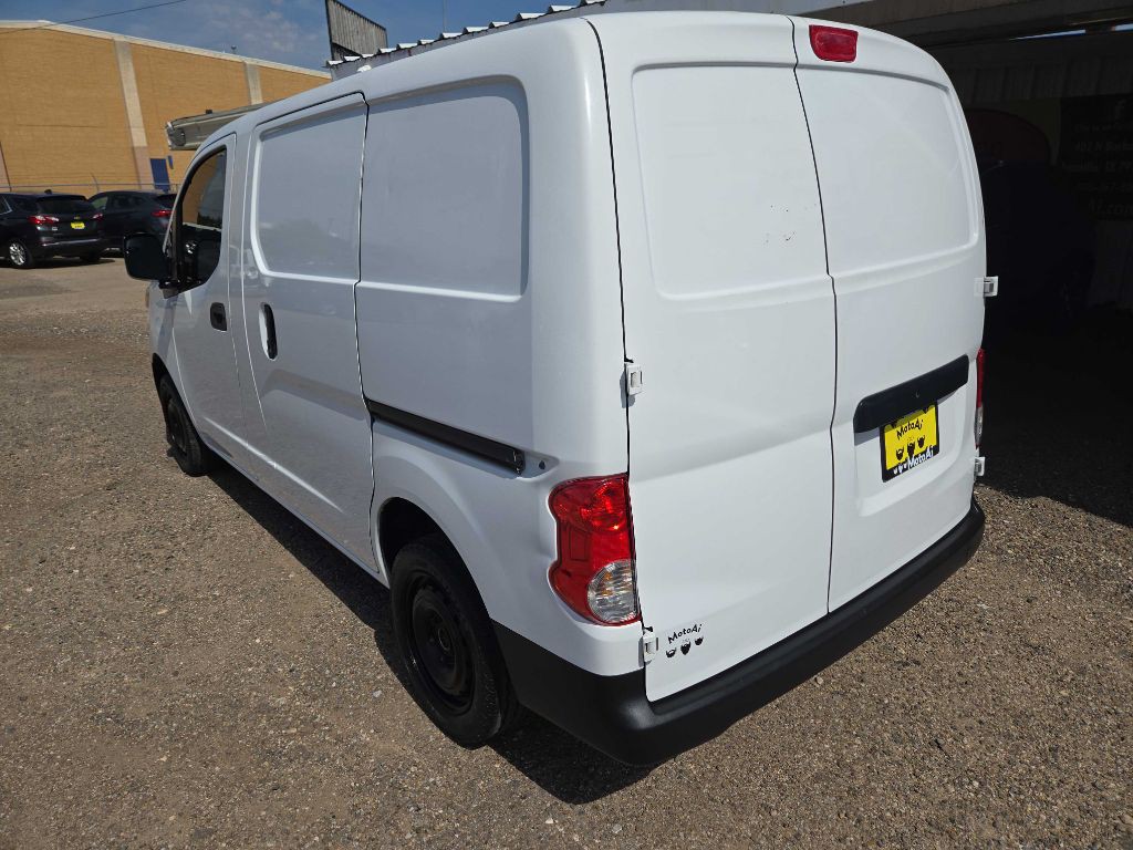 2015 Chevrolet Express Image 4