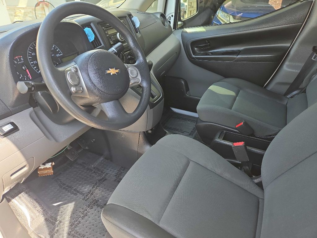2015 Chevrolet Express Image 9
