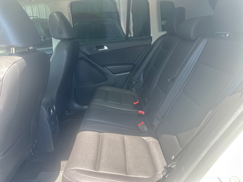 2016 Volkswagen Tiguan Image 13