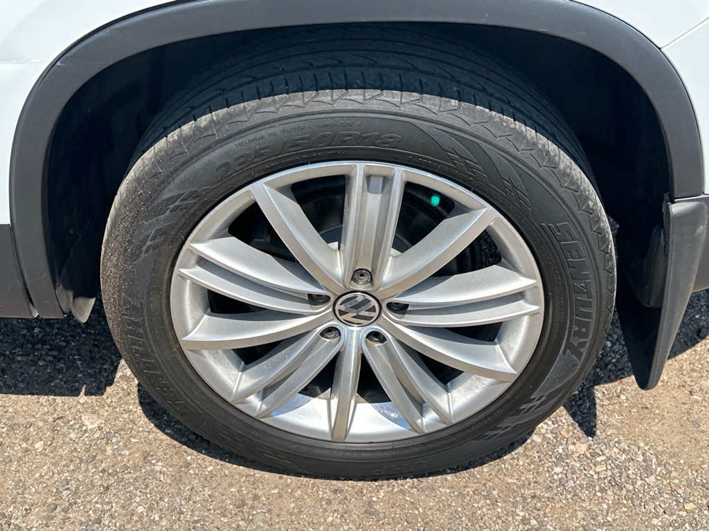 2016 Volkswagen Tiguan Image 15