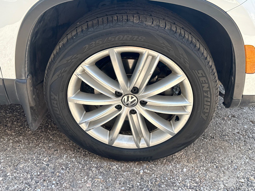 2016 Volkswagen Tiguan Image 17