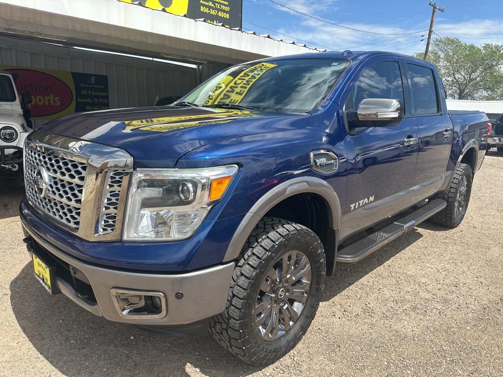 2017 Nissan Titan Image 2