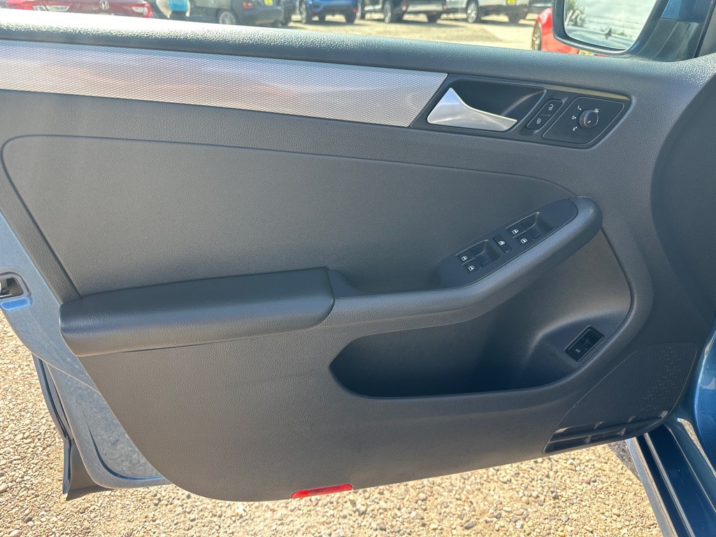 2018 Volkswagen Jetta Image 11