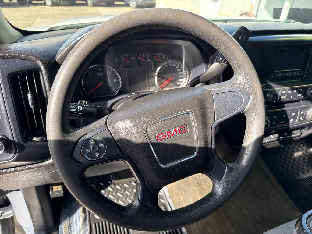 2015 GMC Sierra Image 23