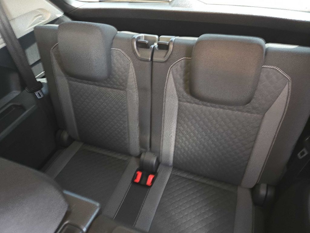 2021 Volkswagen Tiguan Image 8