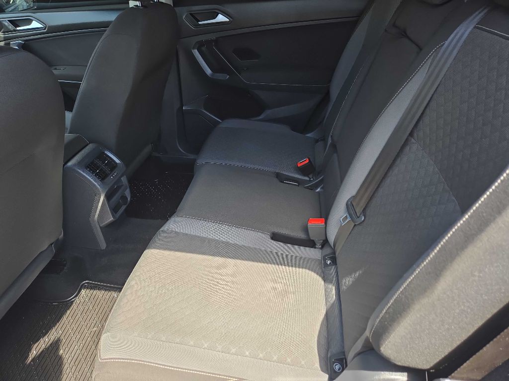 2021 Volkswagen Tiguan Image 9