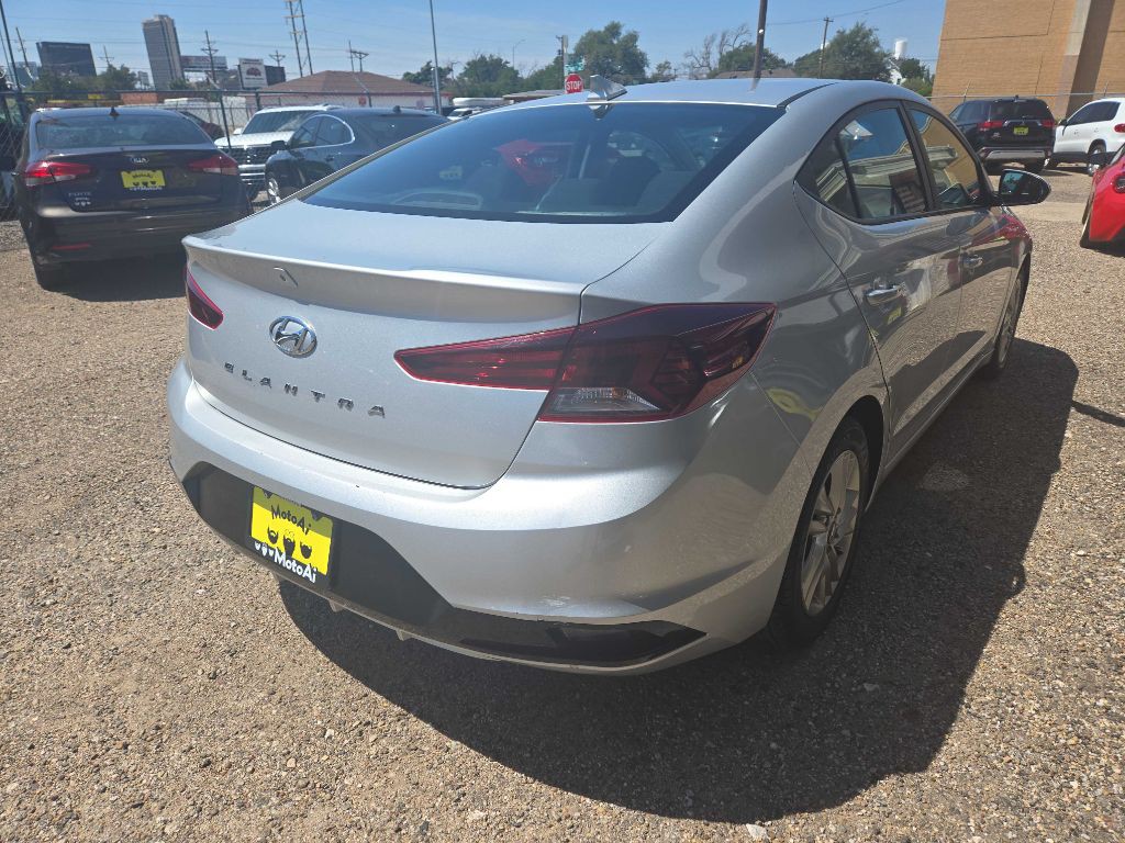 2019 Hyundai Elantra Image 4