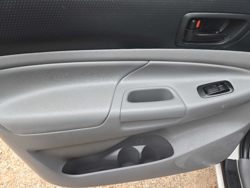 2013 Toyota Tacoma Image 14