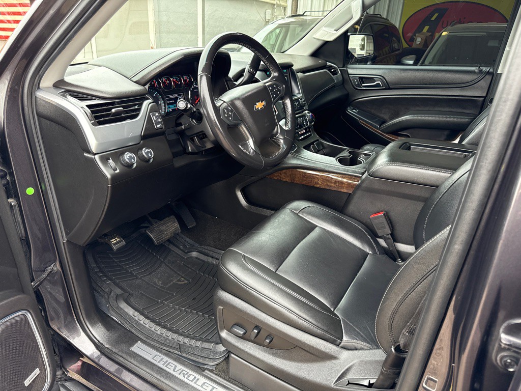 2018 Chevrolet Suburban Image 9