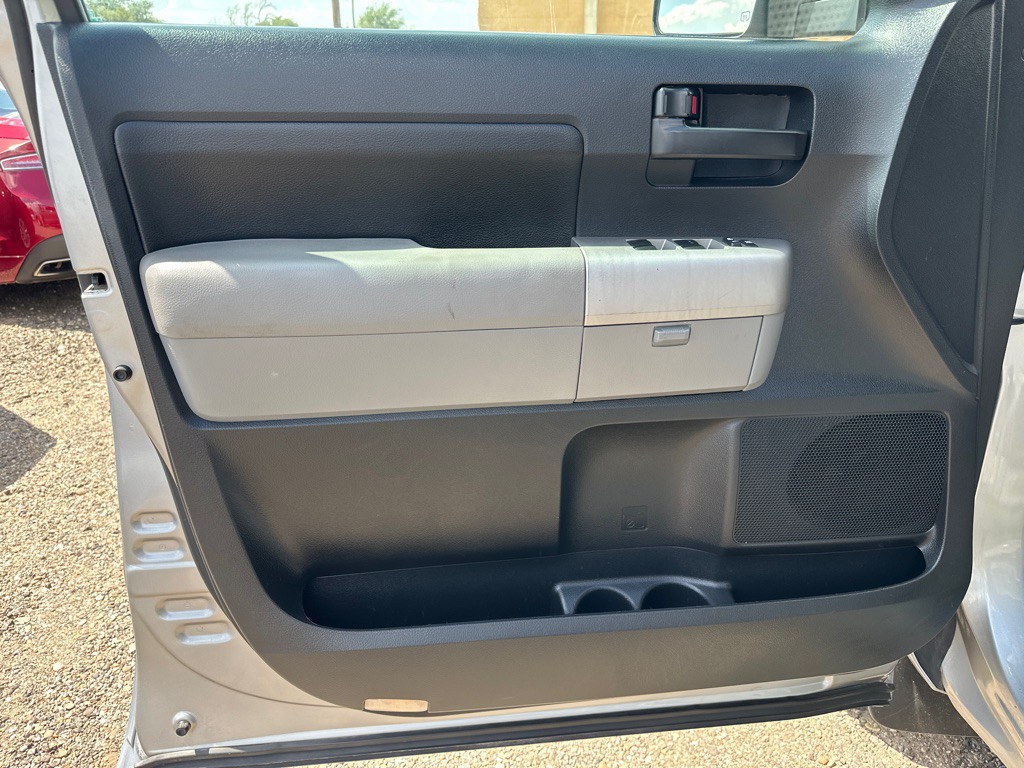 2008 Toyota Tundra Image 12