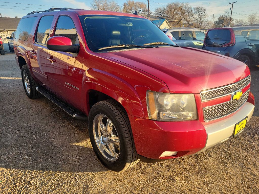 2013 Chevrolet Suburban Image 6