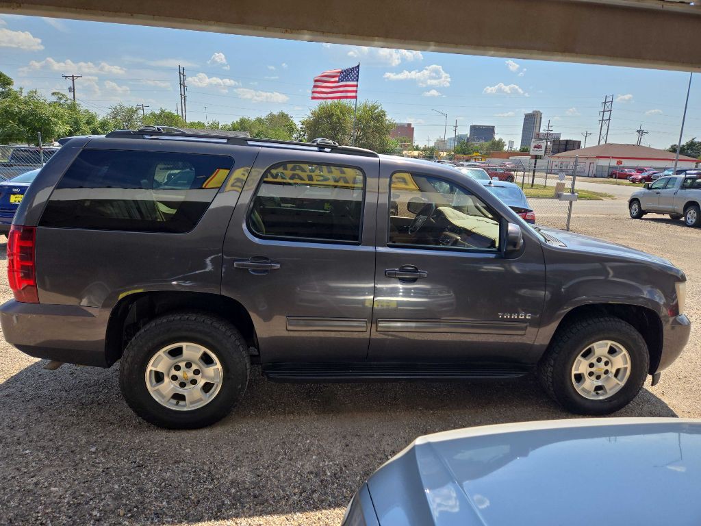 2010 Chevrolet Tahoe Image 3