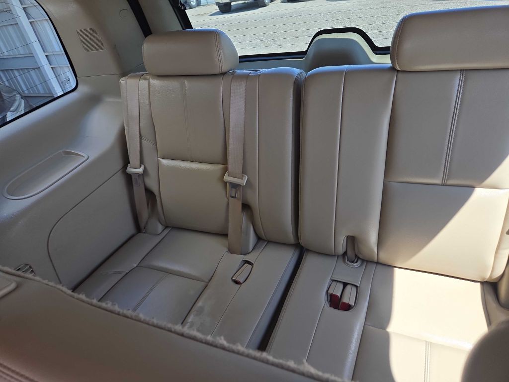 2010 Chevrolet Tahoe Image 12