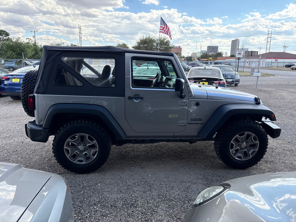 2017 Jeep Wrangler Image 8