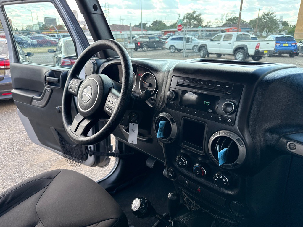 2017 Jeep Wrangler Image 10