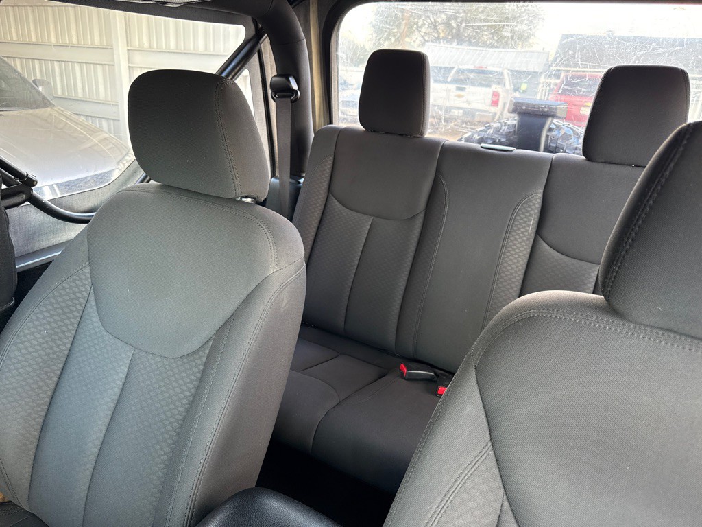 2017 Jeep Wrangler Image 12