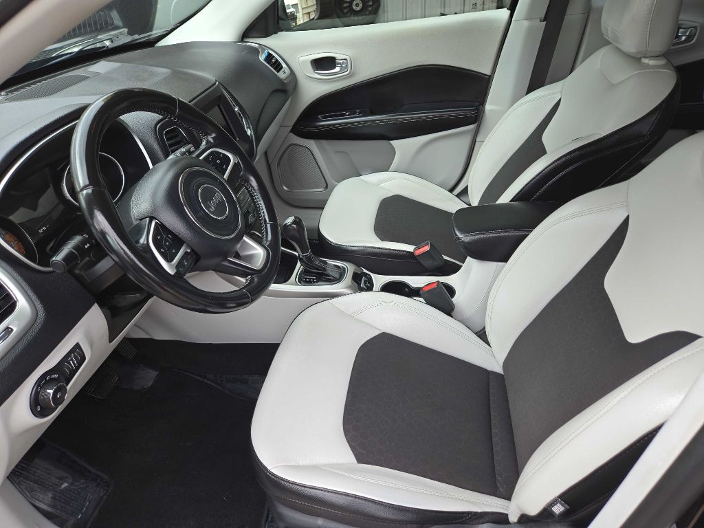 2019 Jeep Compass Image 10