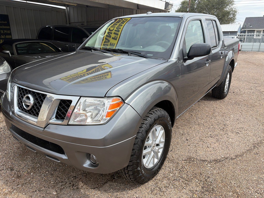 2017 Nissan Frontier Image 2