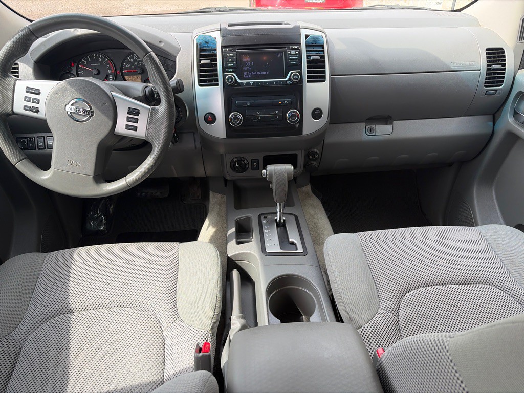 2017 Nissan Frontier Image 11