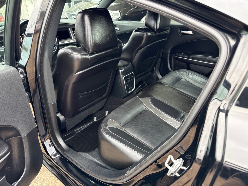 2019 Dodge Charger Image 10