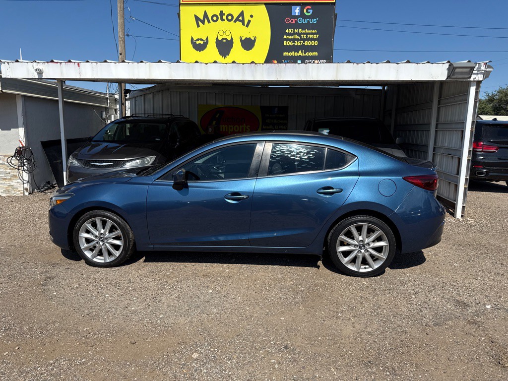 2017 Mazda Mazda3 Image 1