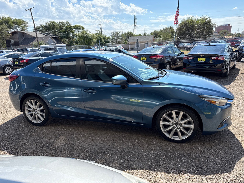 2017 Mazda Mazda3 Image 5