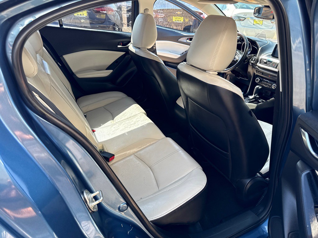 2017 Mazda Mazda3 Image 11