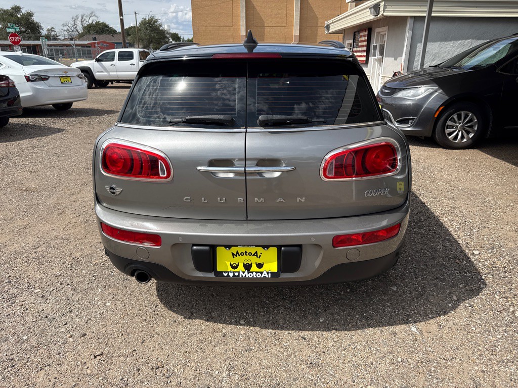 2017 MINI Cooper Clubman Image 7